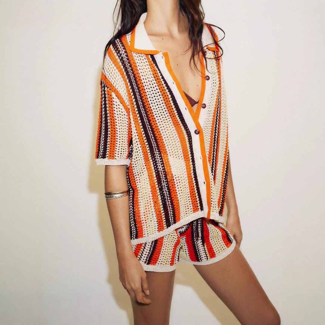 Thick knit shirt for women with short sleeves and contrasting stripes Lune London