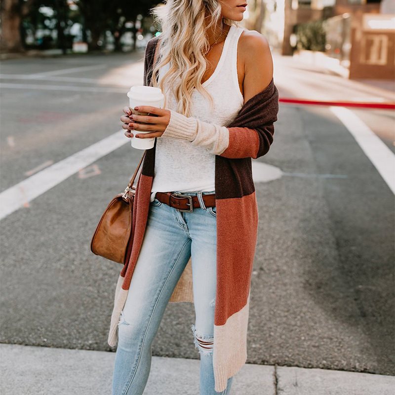 Ladies durable and stylish knitted cardigan with an open fit and contrast color parts Lune London