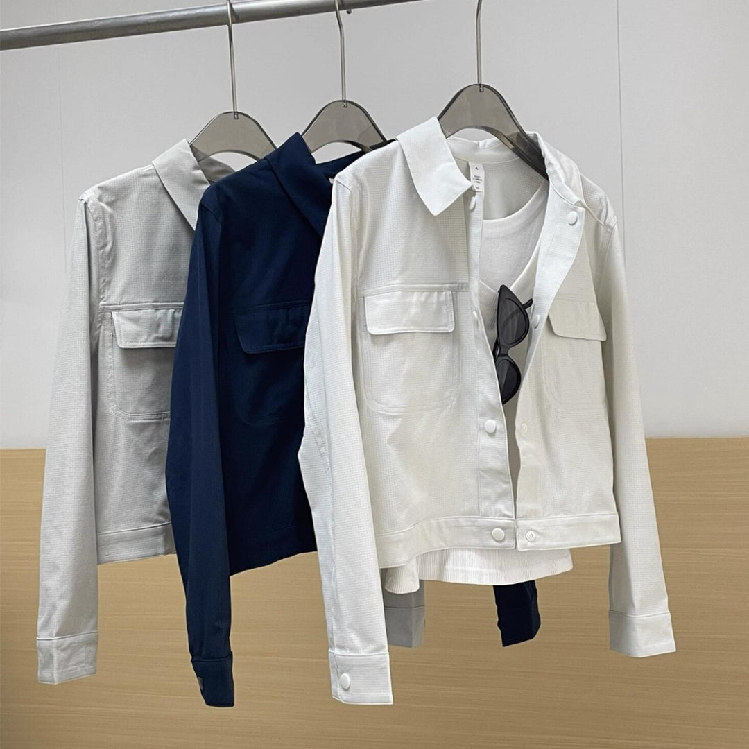 Women's Short Overshirt Jacket made of textured canvas with chest pockets Amarae