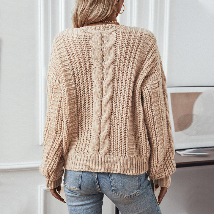 Ladies chunky knit sweater with oversized fit and textured pattern Lune London