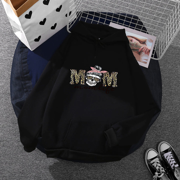 Women's hoodie with creative skull design Chic & Stil