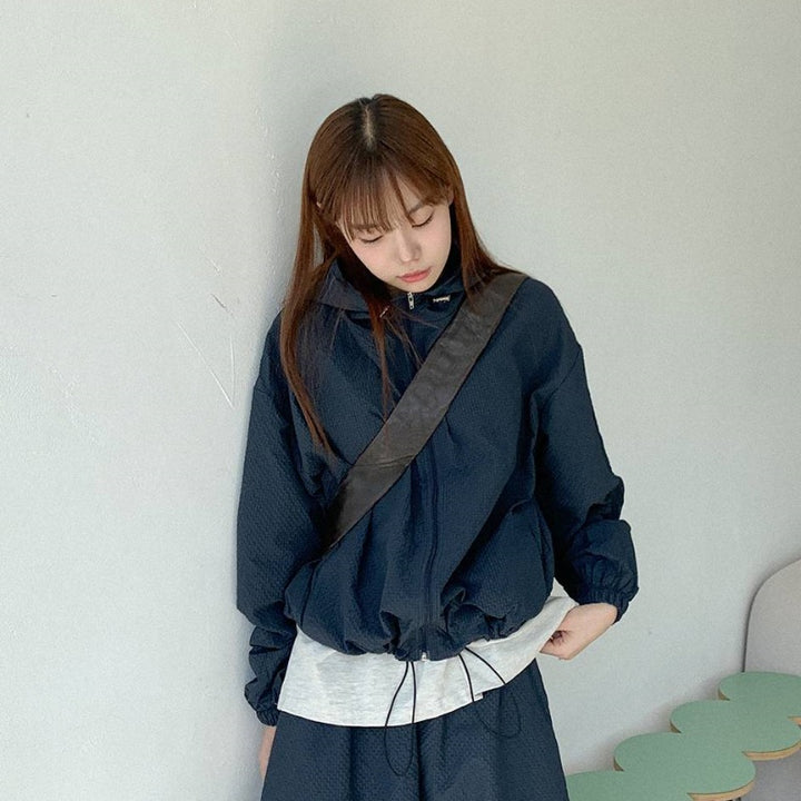 Veste de transition légère pour femme avec cordon de serrage Chic & Stil