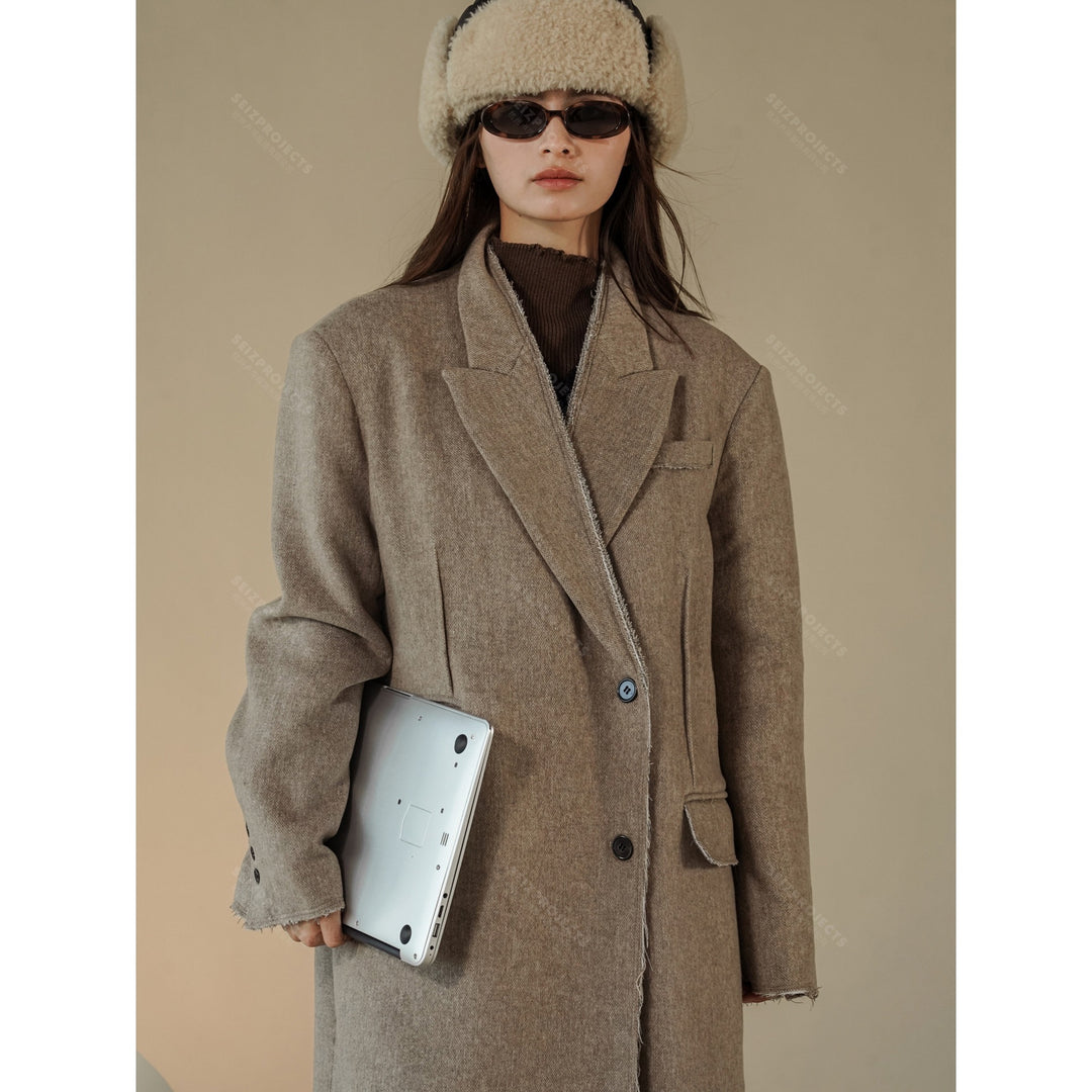 Women Boxy Long Coat made of Wool Blend with Frayed Edges and Double-Breasted Amarae