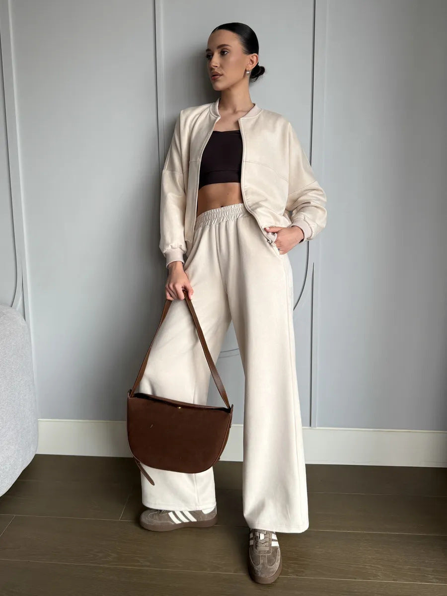 Women's sports set with short jacket and stylish pants Lune London