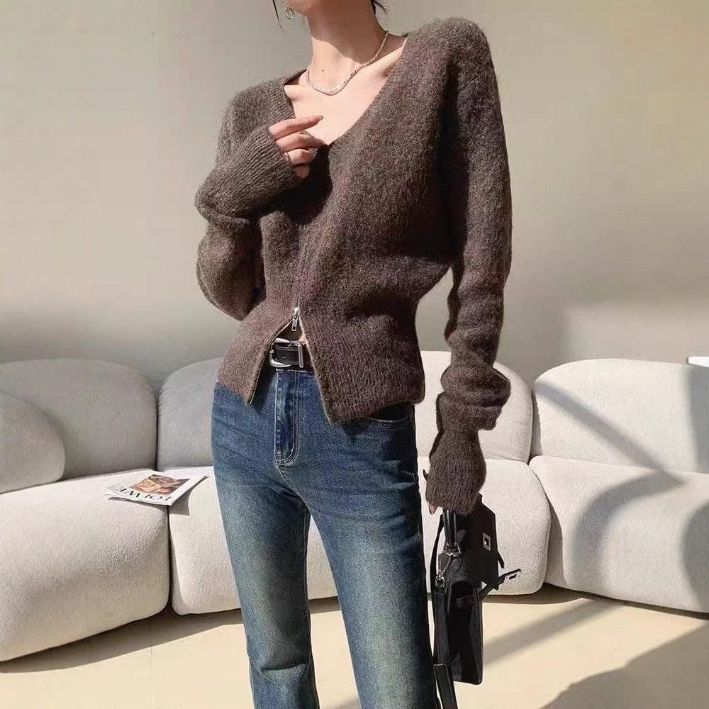 Cardigan en tricot à la mode pour femmes avec col en V et zips pratiques Chic & Stil