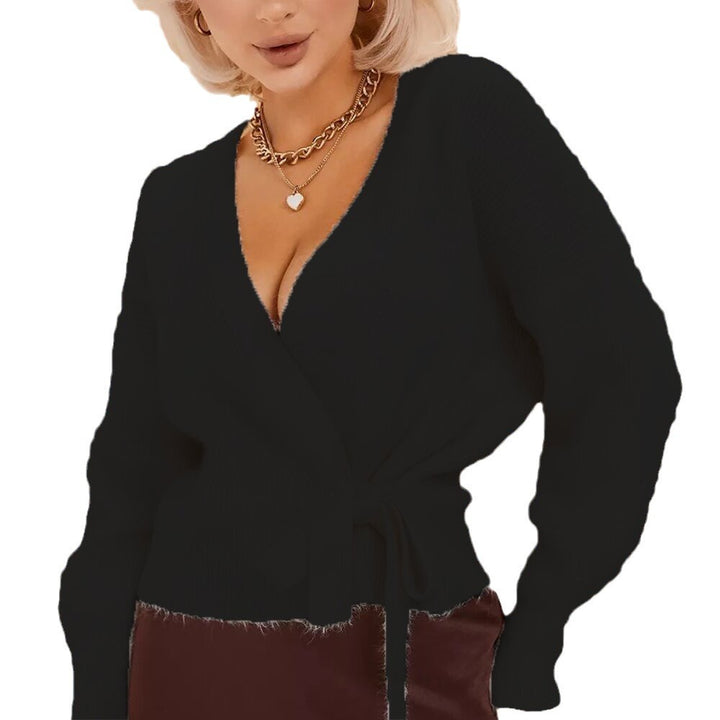 Cardigan enveloppant pour femme en tricot doux avec un élégant col en V et une ceinture à nouer Chic & Stil
