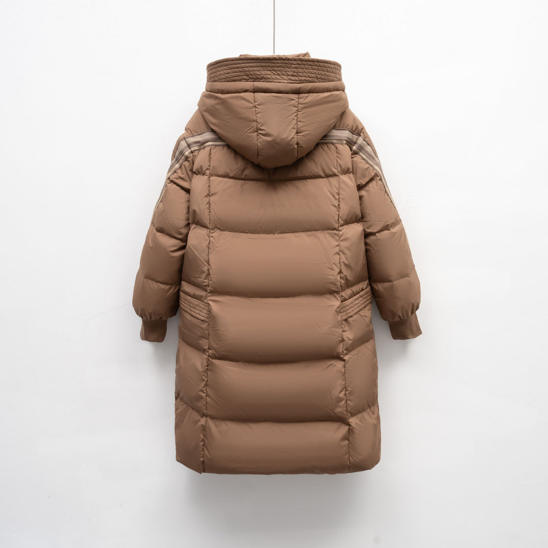 Insulated winter coat for women with functional pockets and adjustable hood Lune London