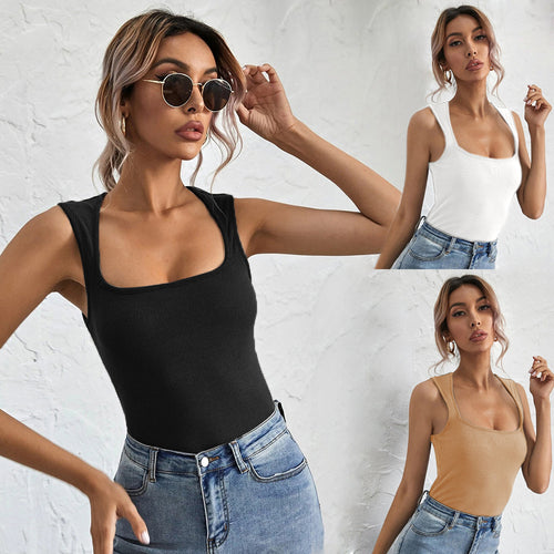 Body pour femmes près du corps avec encolure carrée et motif rayé subtil Chic & Stil