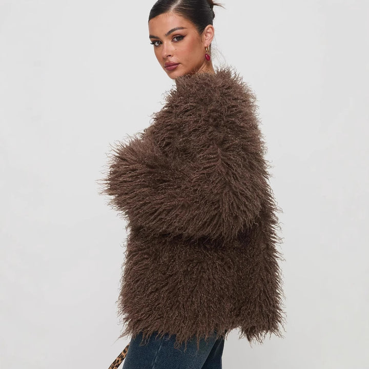 Ladies Luxurious Faux Fur Gilet with a Trendy Cut and a Chic Oversized Design