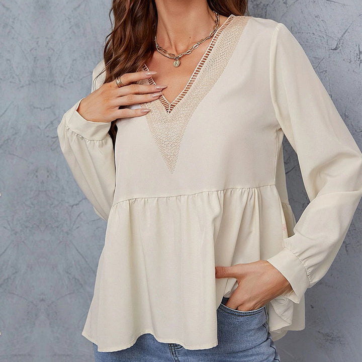 Women's blouse with embellished sleeves and lace Chic & Stil
