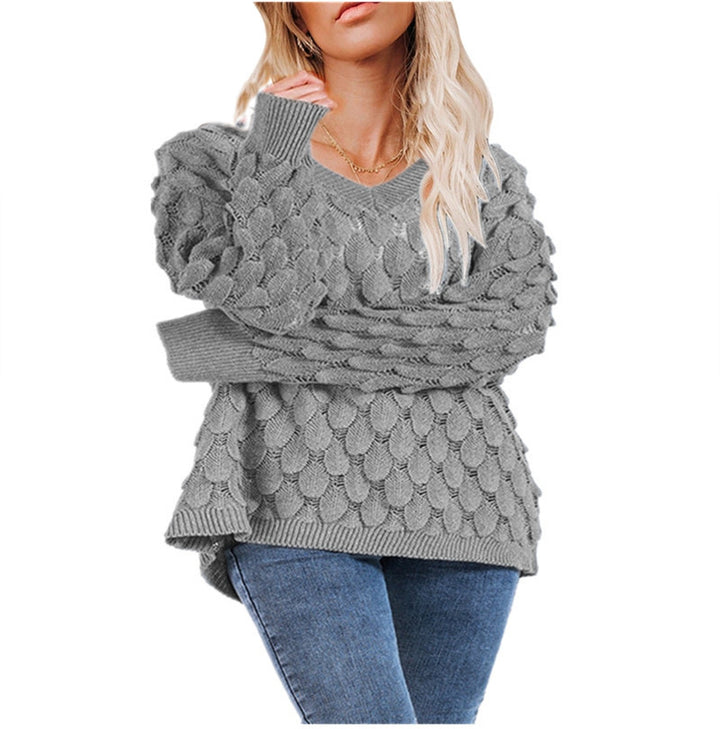 Pull en maille épaisse pour femmes avec motif ondulé sculptural et col en V Chic & Stil