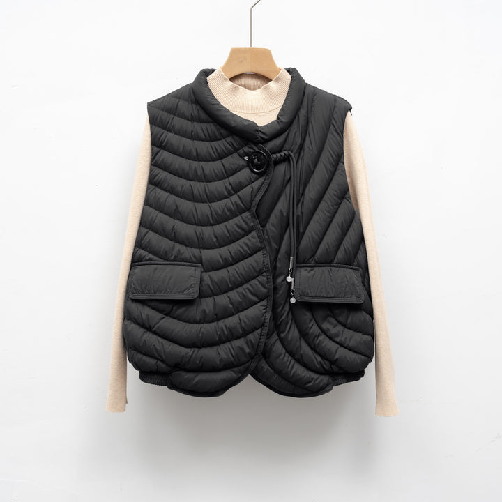 Padded vest for ladies with innovative cut and functional pockets Lune London