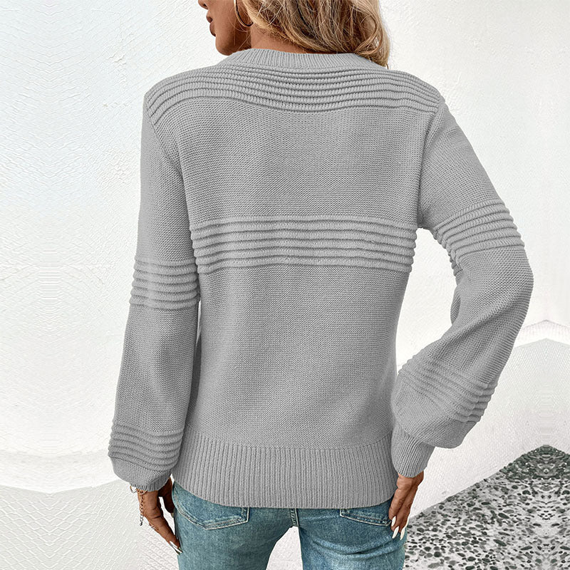 Casual knitted sweater for women with structured design Lune London