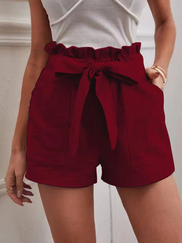Fitted women's shorts with tie and practical pockets Lune London