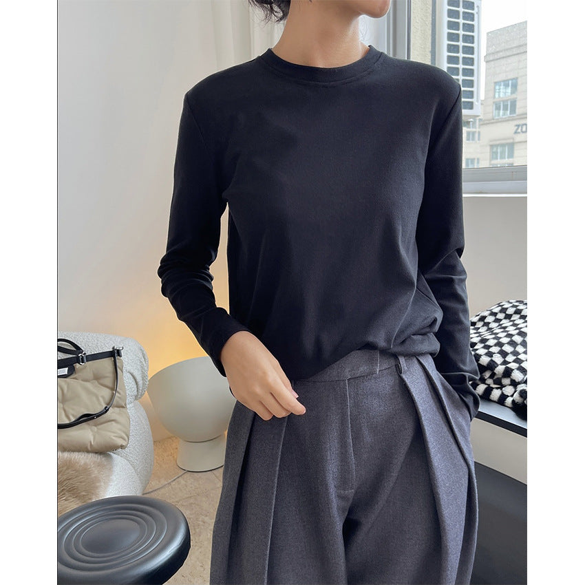 Women finely crafted long sleeve basic shirt made of cotton blend with round neckline Amarae