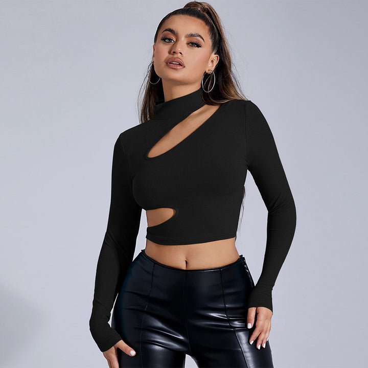 Haut court à manches longues ajusté pour femmes avec découpe asymétrique Chic & Stil