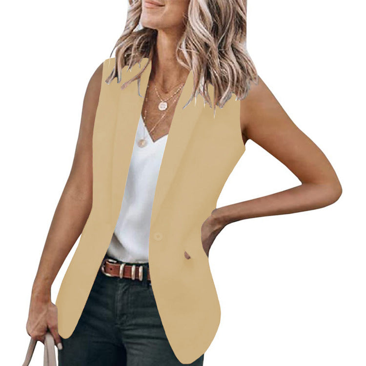 Women Sleeveless Blazer with Modern Pockets Lune London