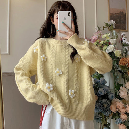 Pull en tricot épais à la mode pour femmes avec applications florales Chic & Stil