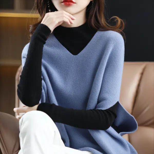 Poncho Tricot Femme avec Col V Chic & Stil