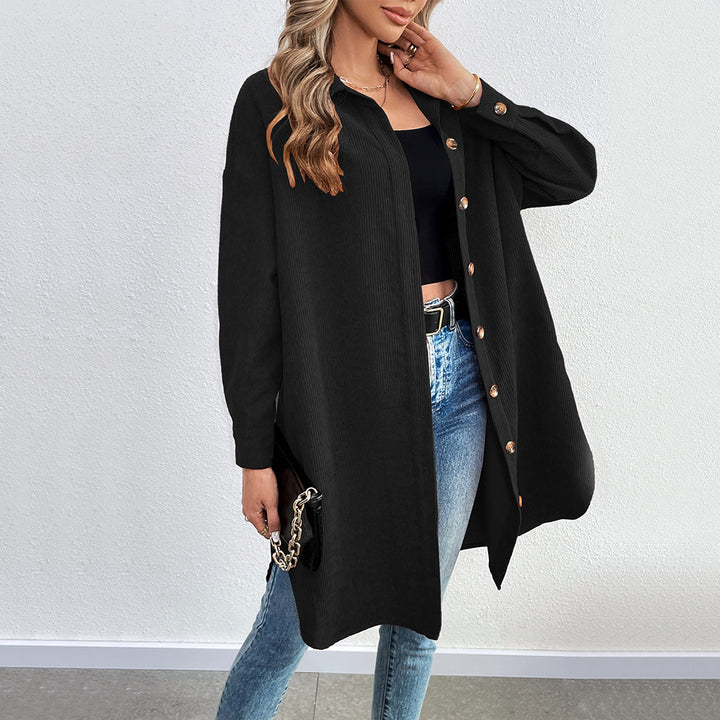 Chemise veste à manches longues pour femmes en tissu cord soft avec patte de boutonnage Chic & Stil
