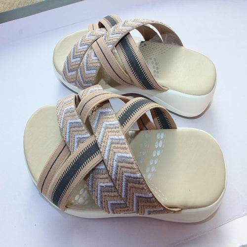 Comfortable ladies' sandals with ergonomic sole and adjustable straps Amarae