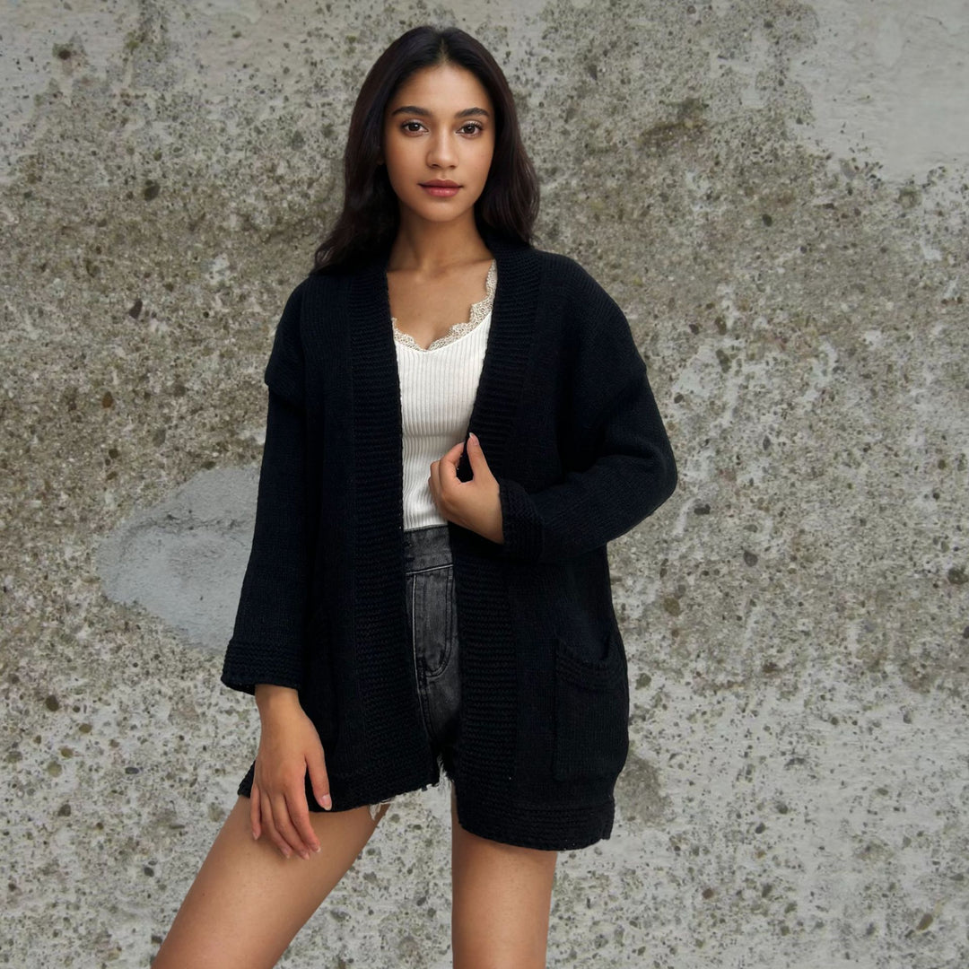 Ladies Large Knit Cardigan with large pockets and open design Lune London