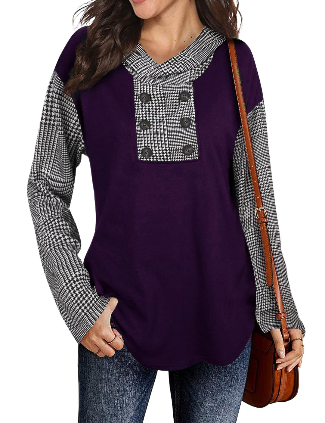 Fashionable women's sweatshirt with checkered pattern and button placket Lune London