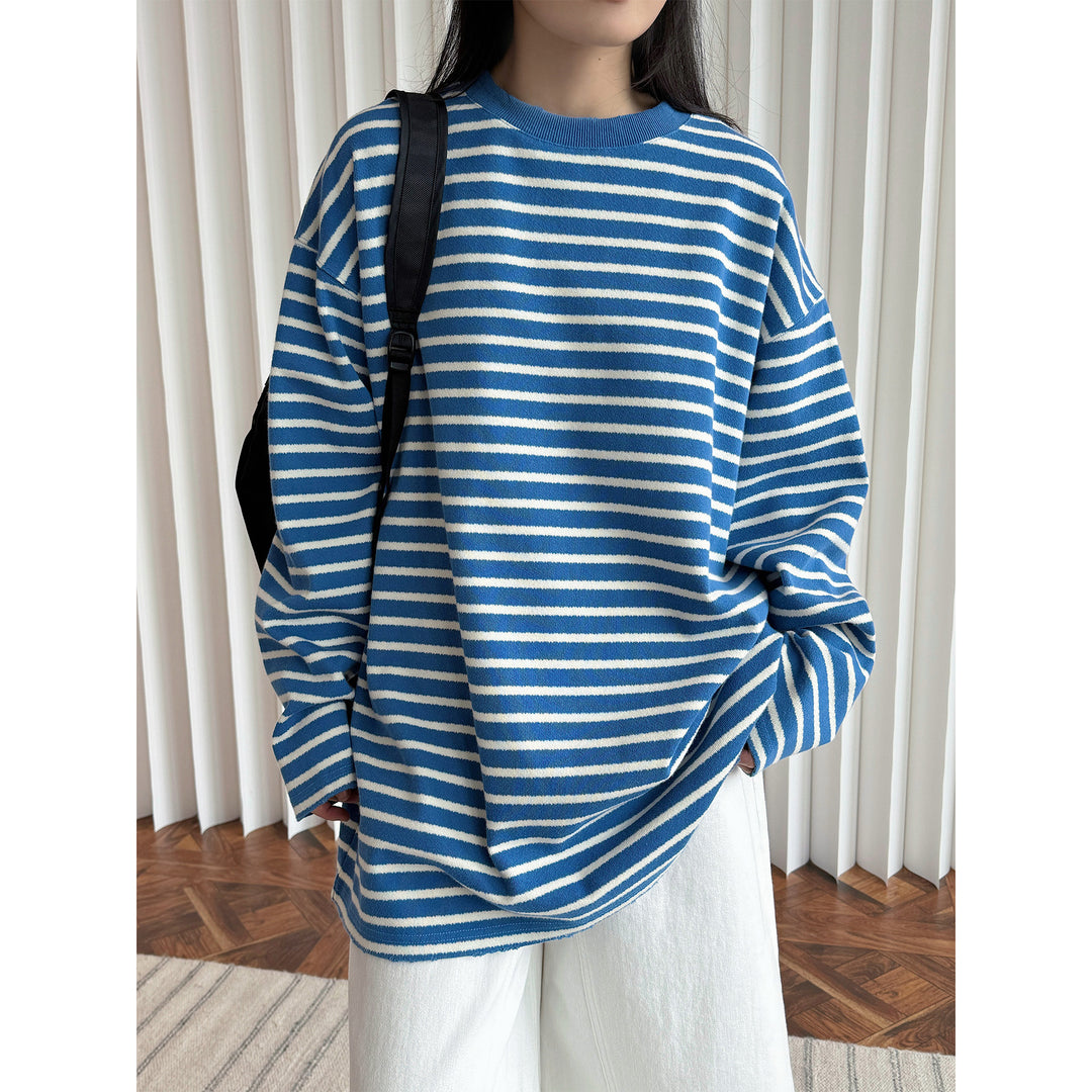 Women's Striped Oversize Knit Sweater with Boxy Silhouette and Ribbed Round Neck