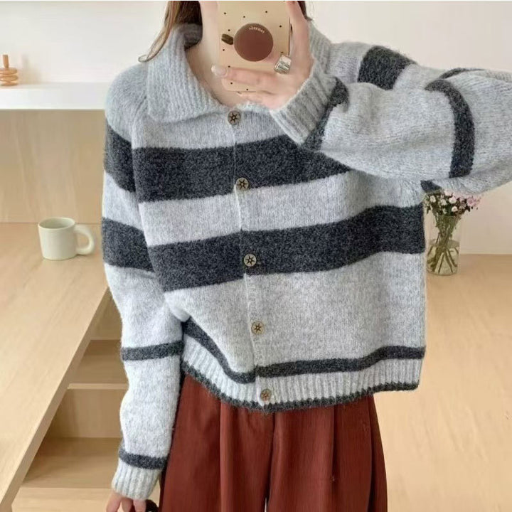Cardigan confortable pour femmes avec col stylé et motif rayé Chic & Stil