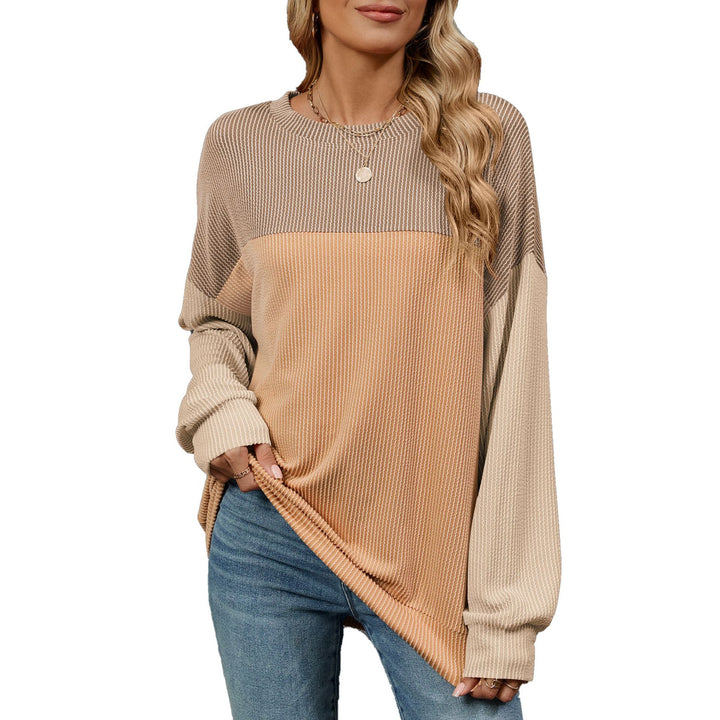 Women's sweatshirt with a trendy ribbed design and contrasting color sleeves Lune London