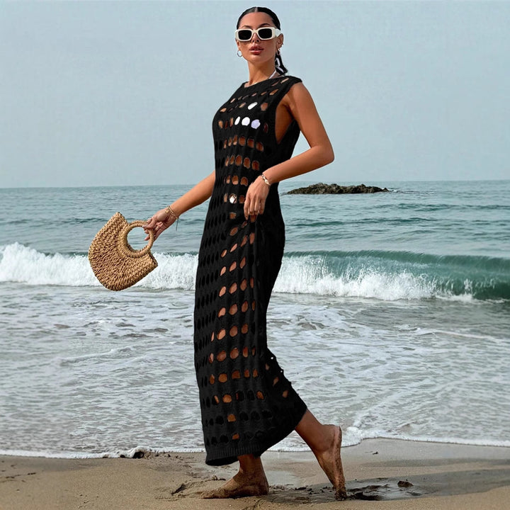 Maxi dress for women with delicate lace pattern Lune London