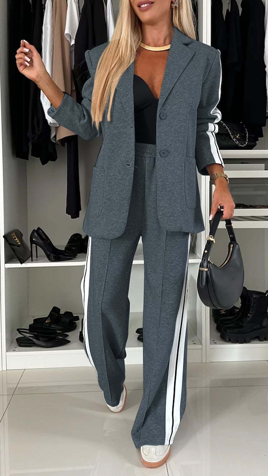 Ladies Elegant and comfortable blazer-pantsuit Lune London