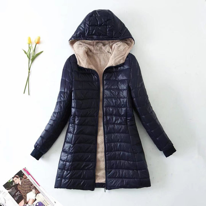 Quilted transitional jacket for women with hood and comfortable interior Lune London