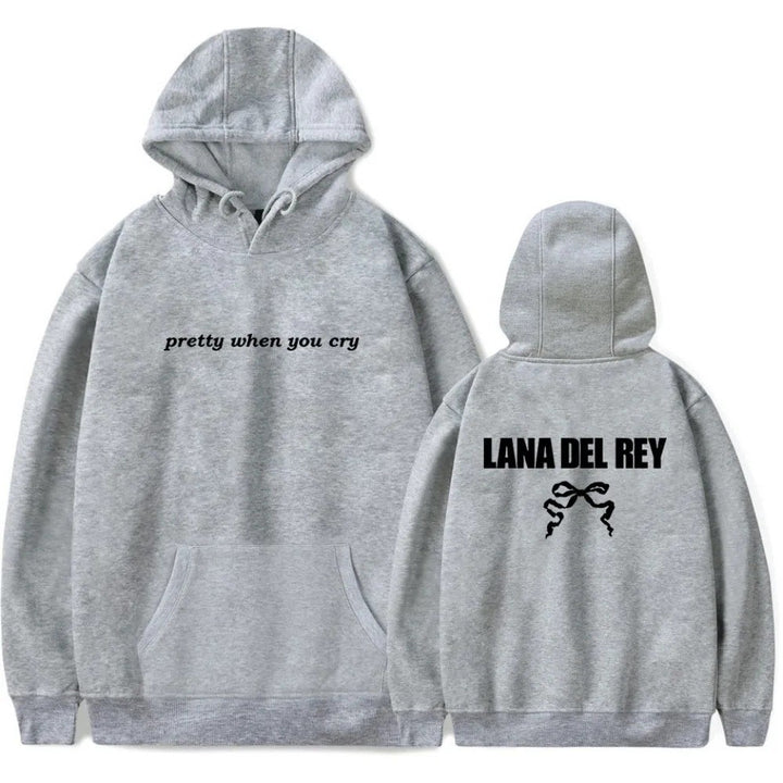 Women's hoodie with creative lettering and casual fit Chic & Stil