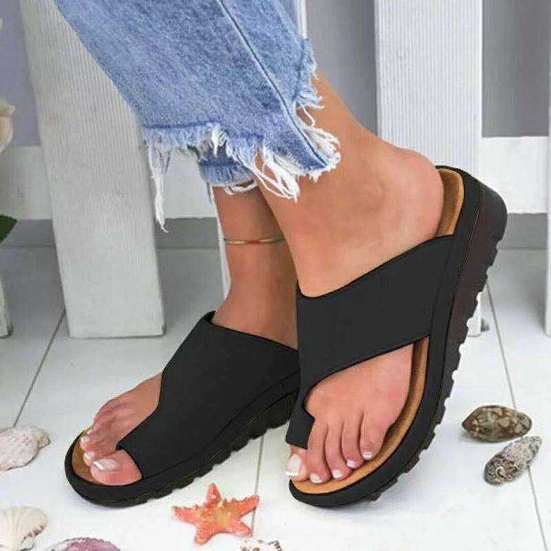 Stylish Women's Clogs with High-Quality Sole Lune London