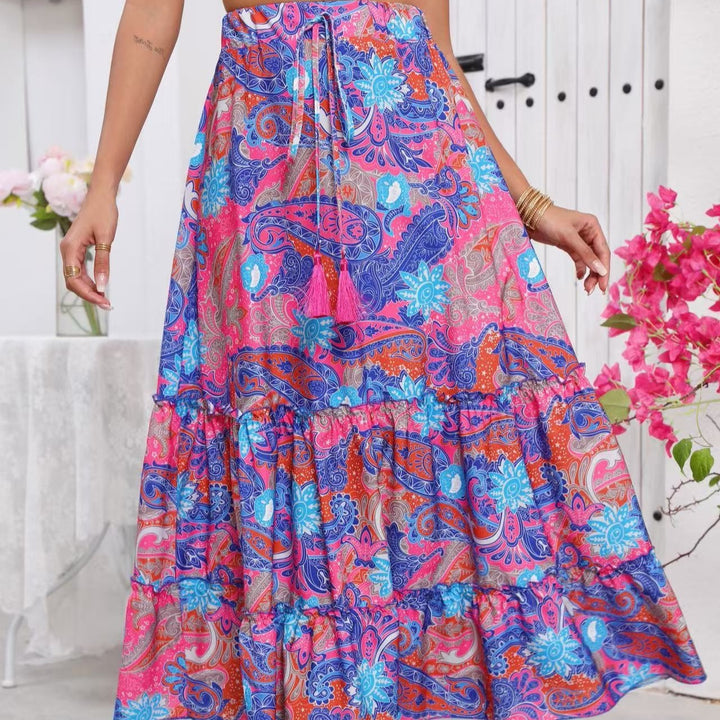 Maxi skirt for women with a playful paisley design and voluminous ruffles Lune London