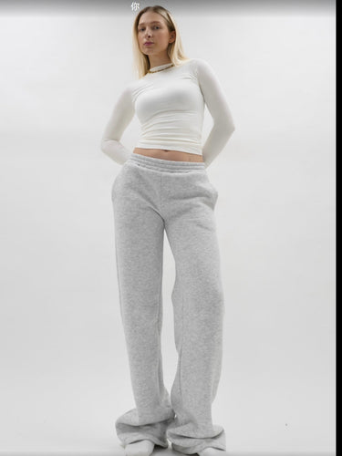 Fitted long sleeve T-shirt set for women and comfortable jogger pants Amarae