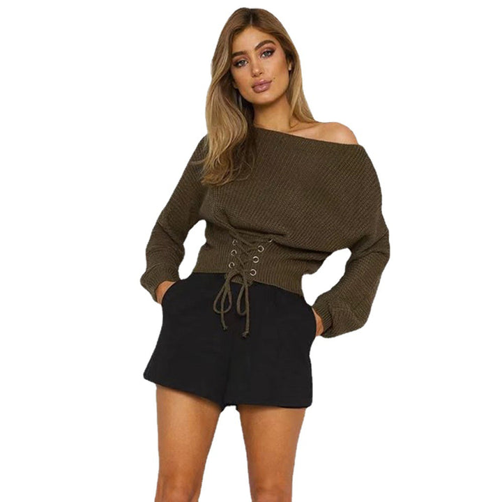 Short knitted pullover for women with fringe details and decorative lacing Lune London