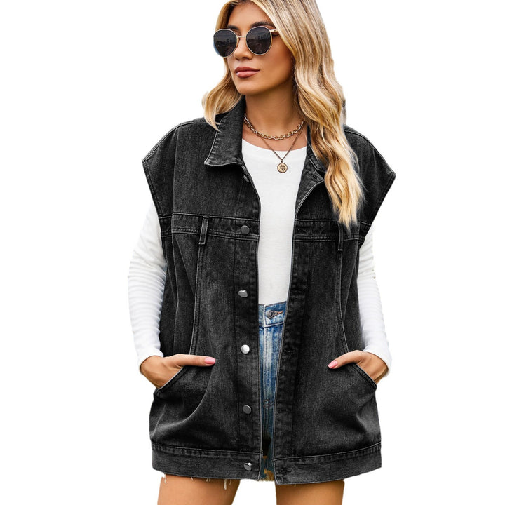 Ladies oversized denim vest with practical pockets Lune London