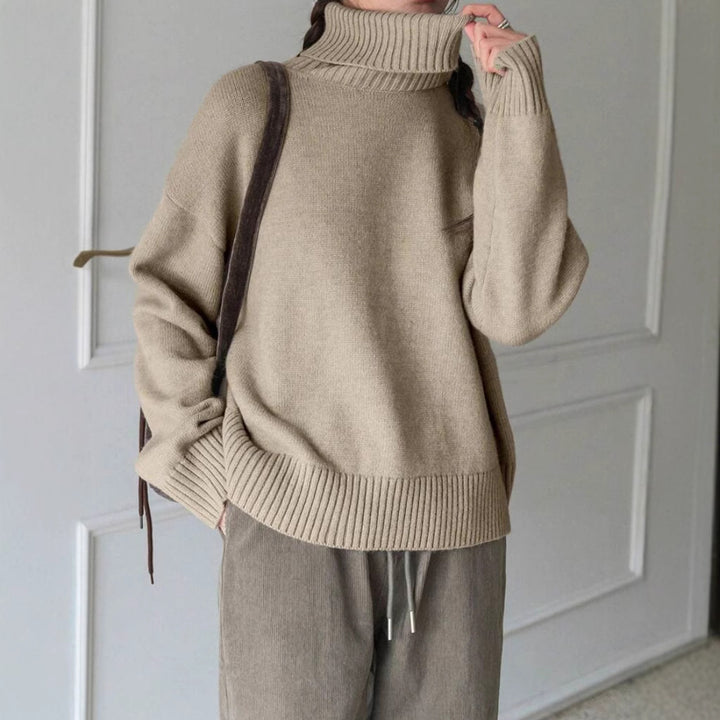 Women's oversized turtleneck sweater with fine texture Lune London