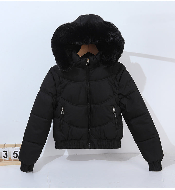 Short quilted jacket for women with removable hood and luxurious faux fur collar Lune London
