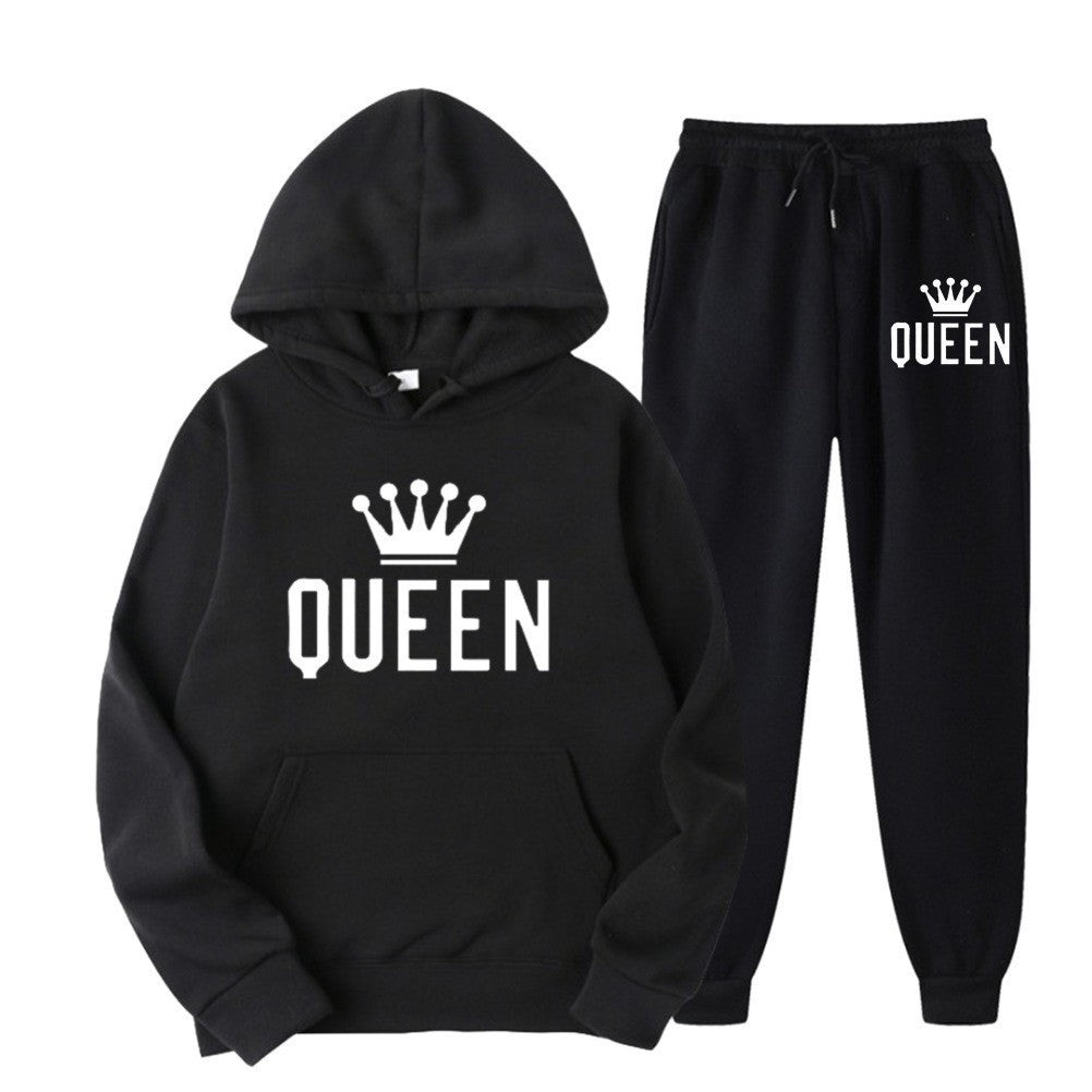 Women’s tracksuit with stylish crown design and loose fit Chic & Stil