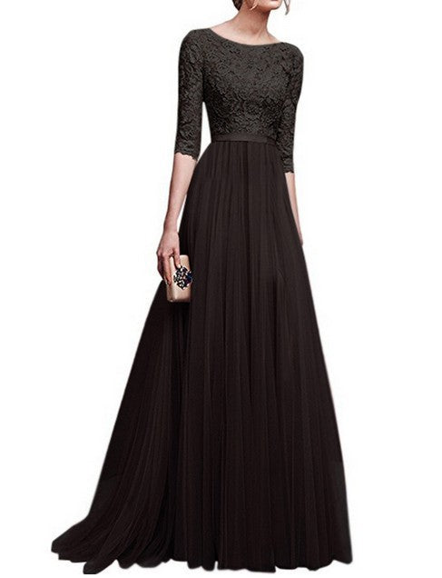 Elegant evening dress for women with high-quality lace and flowing skirt Lune Londonl