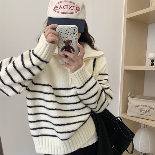 Pull en tricot décontracté pour femmes avec col sportif et motif rayé Chic & Stil