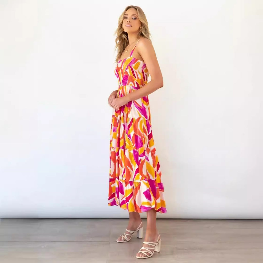 Maxi dress inspired by boho for women with colorful floral pattern and elastic top Chic & Stil