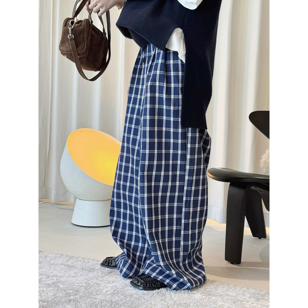 Women's High-waisted, Flowing Checked Maxi Skirt with Pleats and Button Detail Amarae
