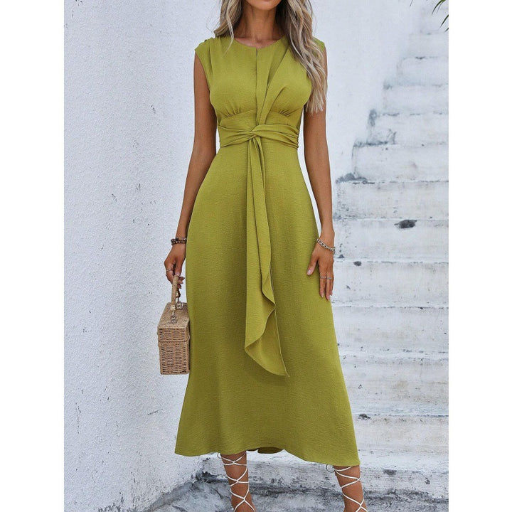 Elegant knee-length dress for women Lune London