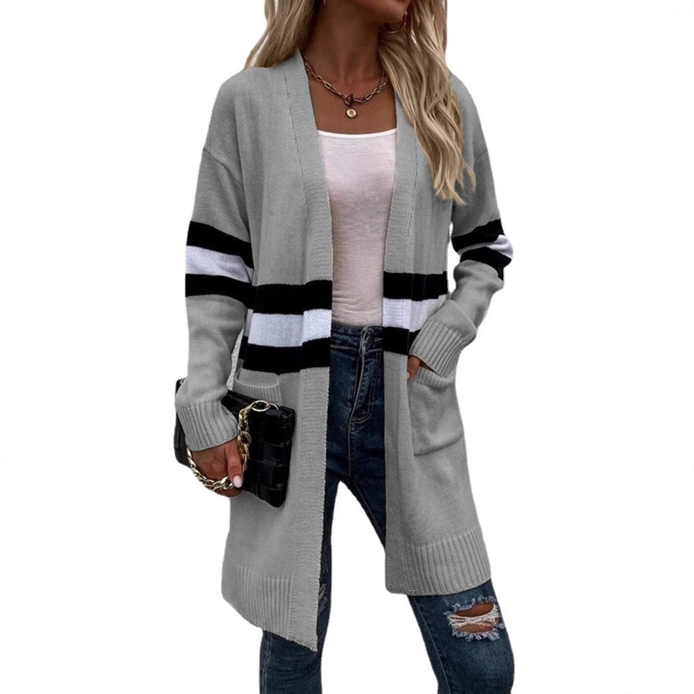 Long cardigan with long sleeves for women with modern stripes and practical pockets Lune London