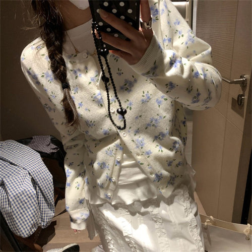 Cardigan femme avec détails floraux et fermeture à boutons Chic & Stil