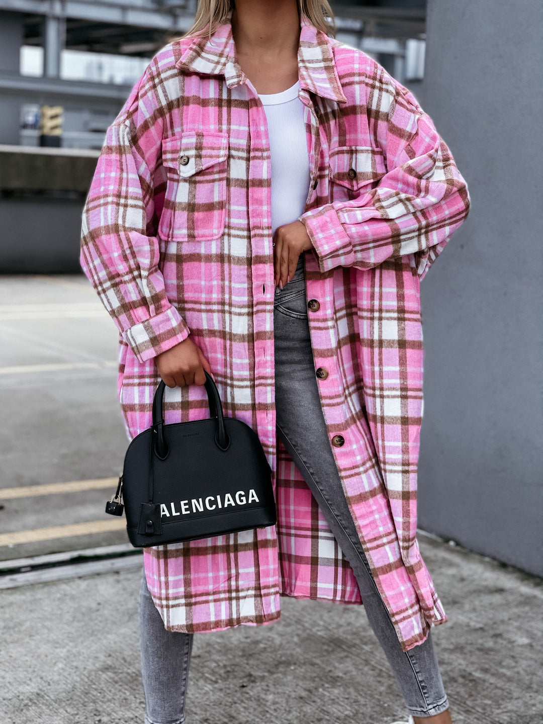 Women's clothing casual checkered shirt with asymmetric cut and pockets Lune London